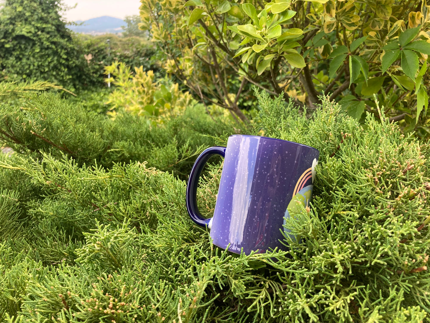Taza de desayuno modelo Mundo Paz.