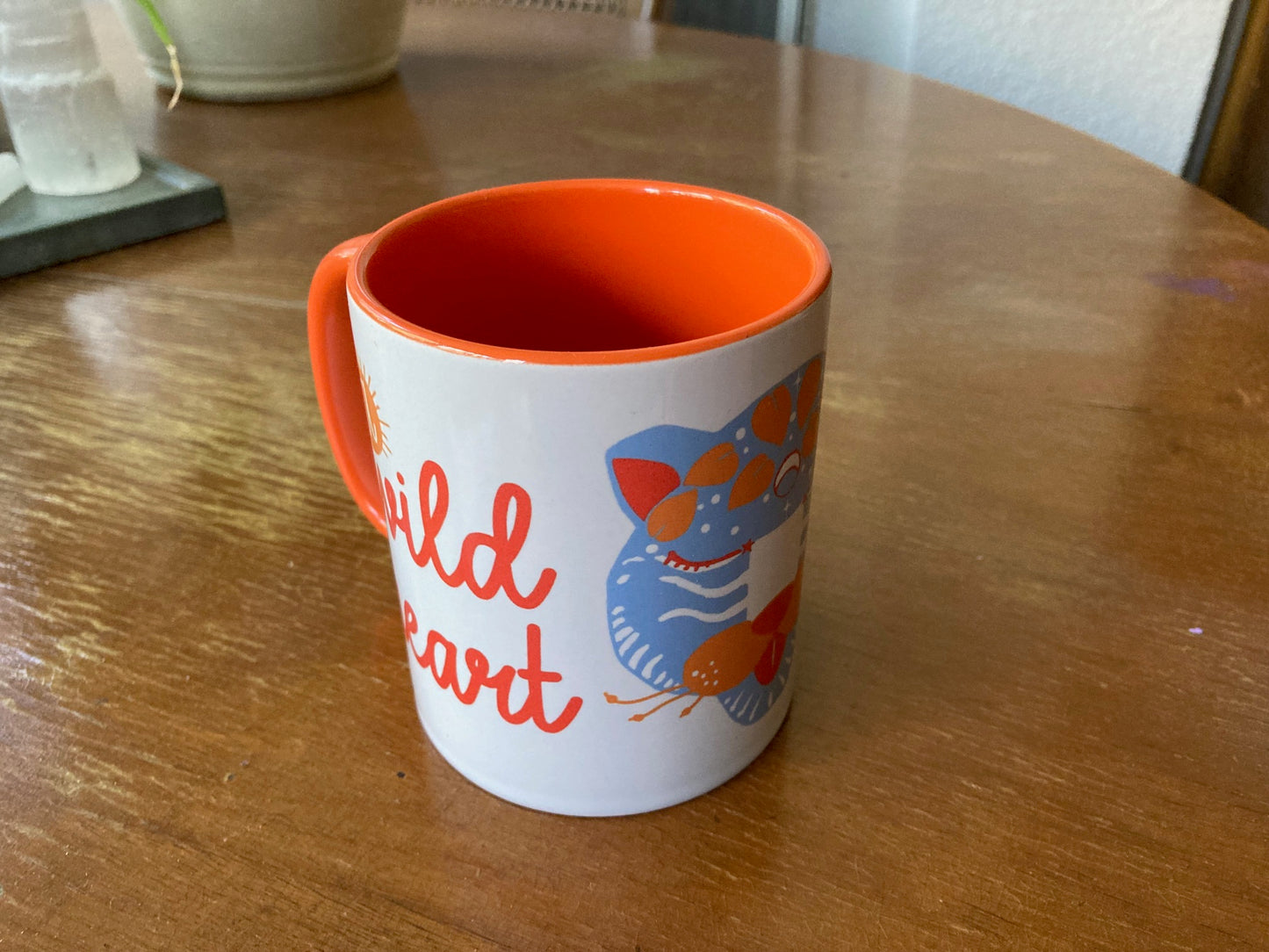 Taza de desayuno naranja, modelo Wild Heart.