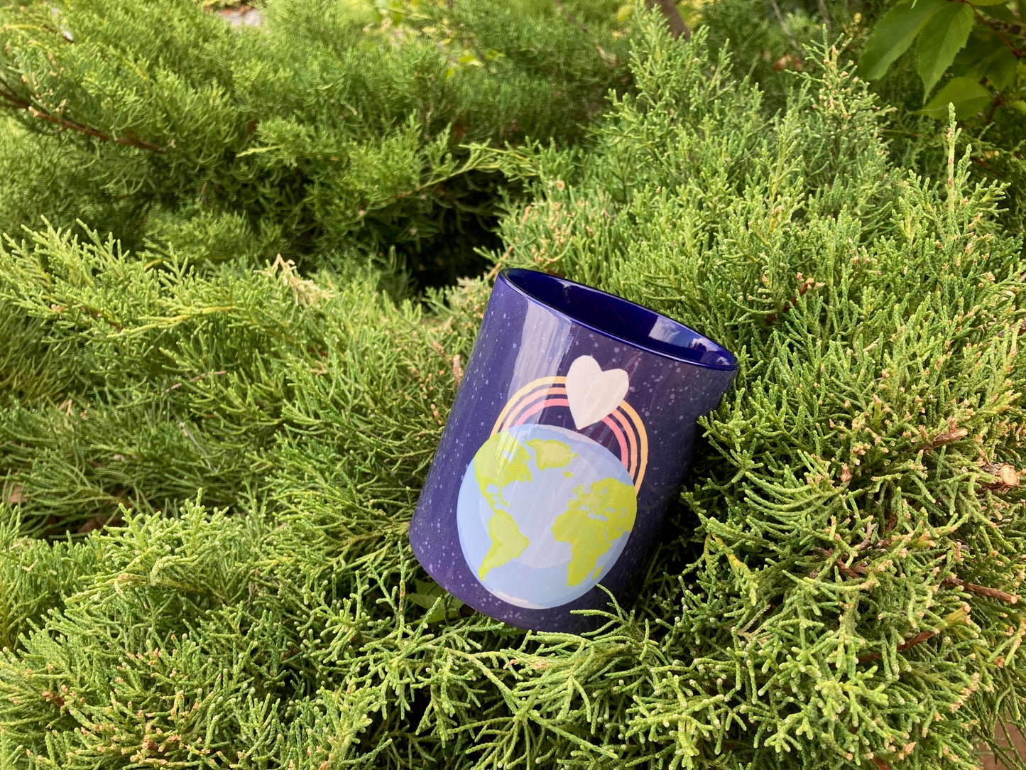 Taza de desayuno modelo Mundo Paz.