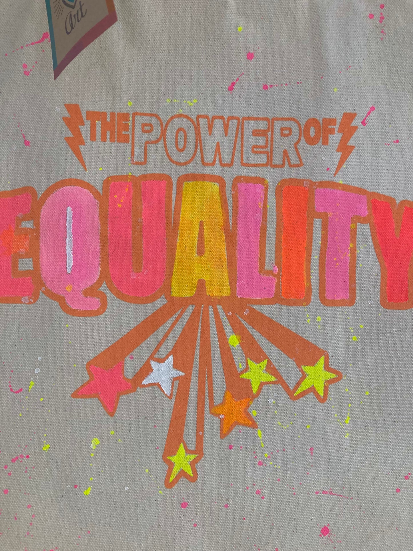 Bolsa Tote, modelo Equality Única cálidos.