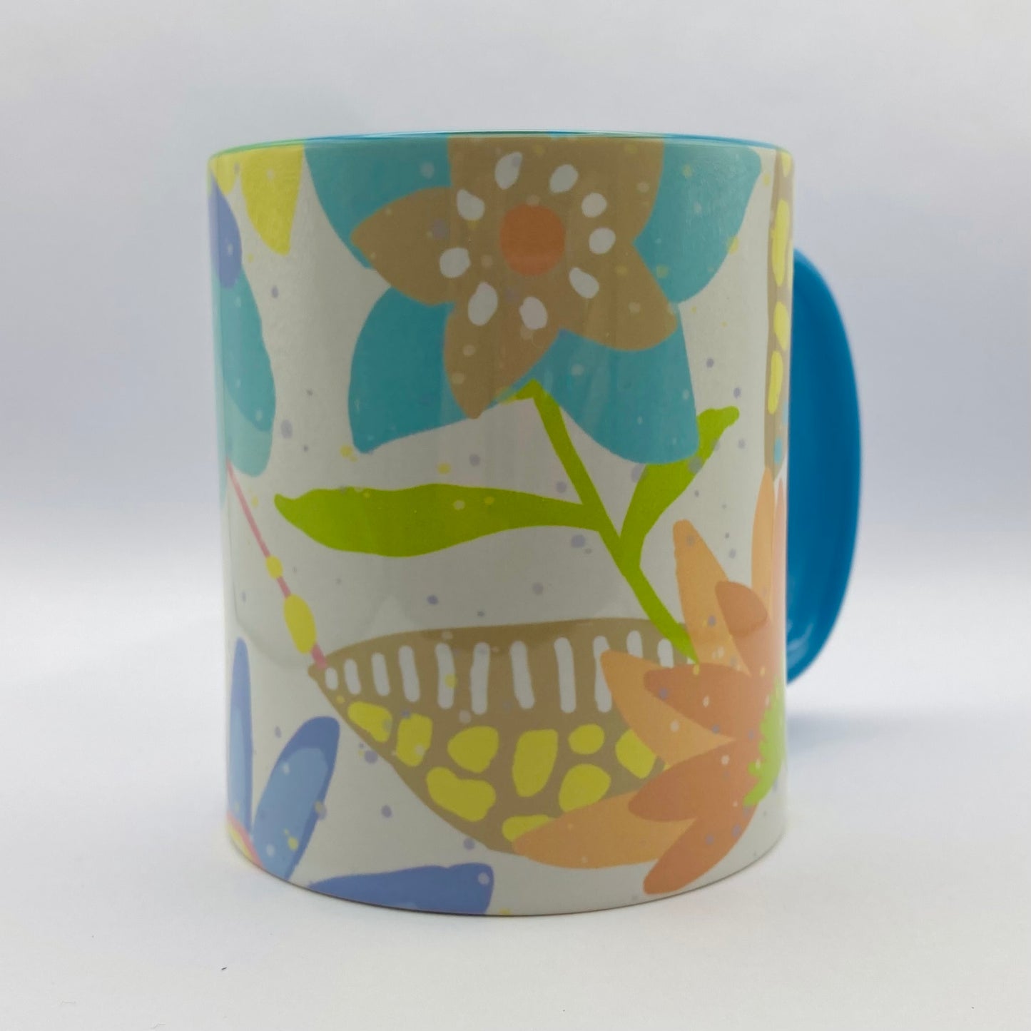 Taza de desayuno modelo Flores.