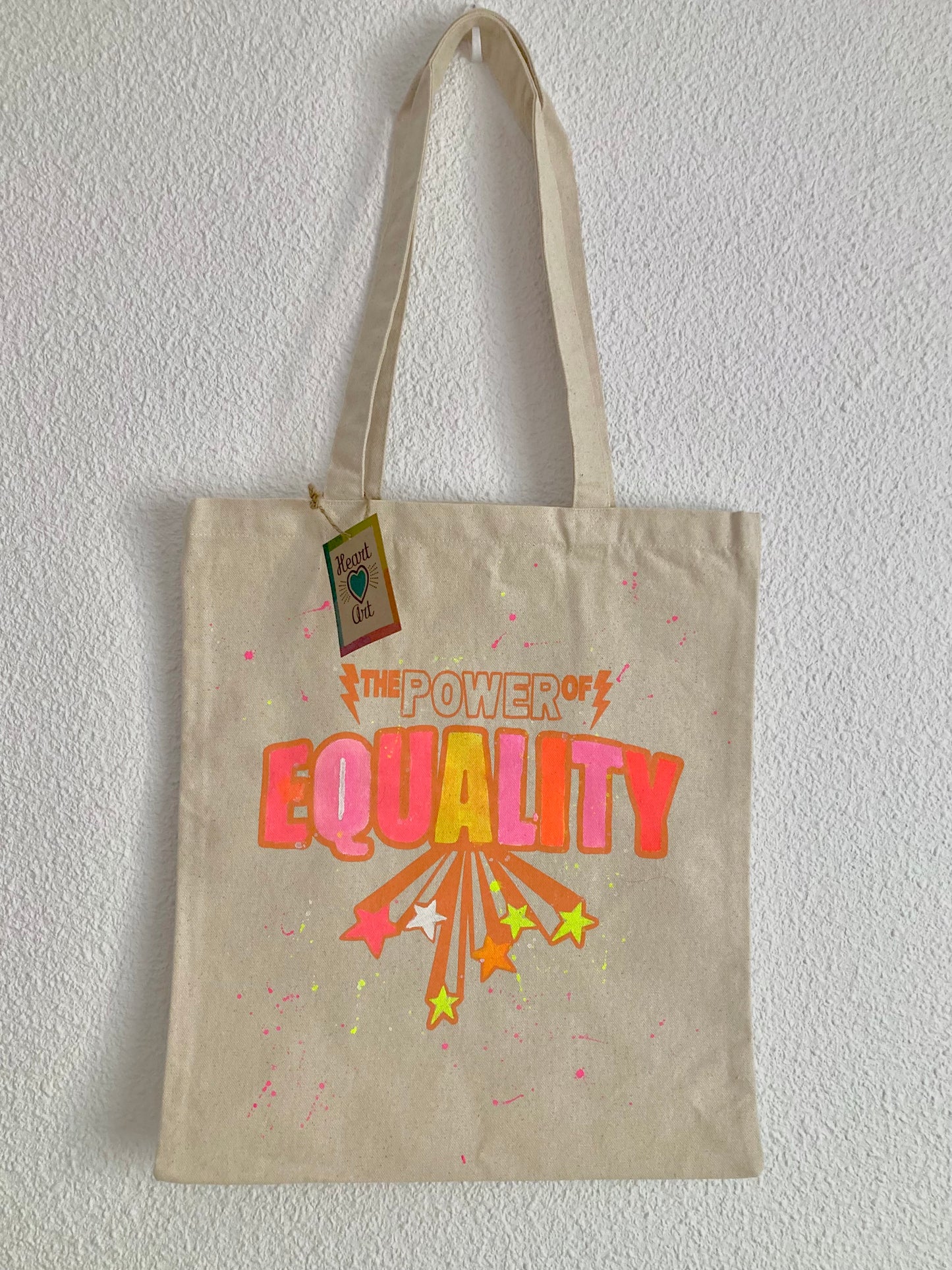 Bolsa Tote, modelo Equality Única cálidos.