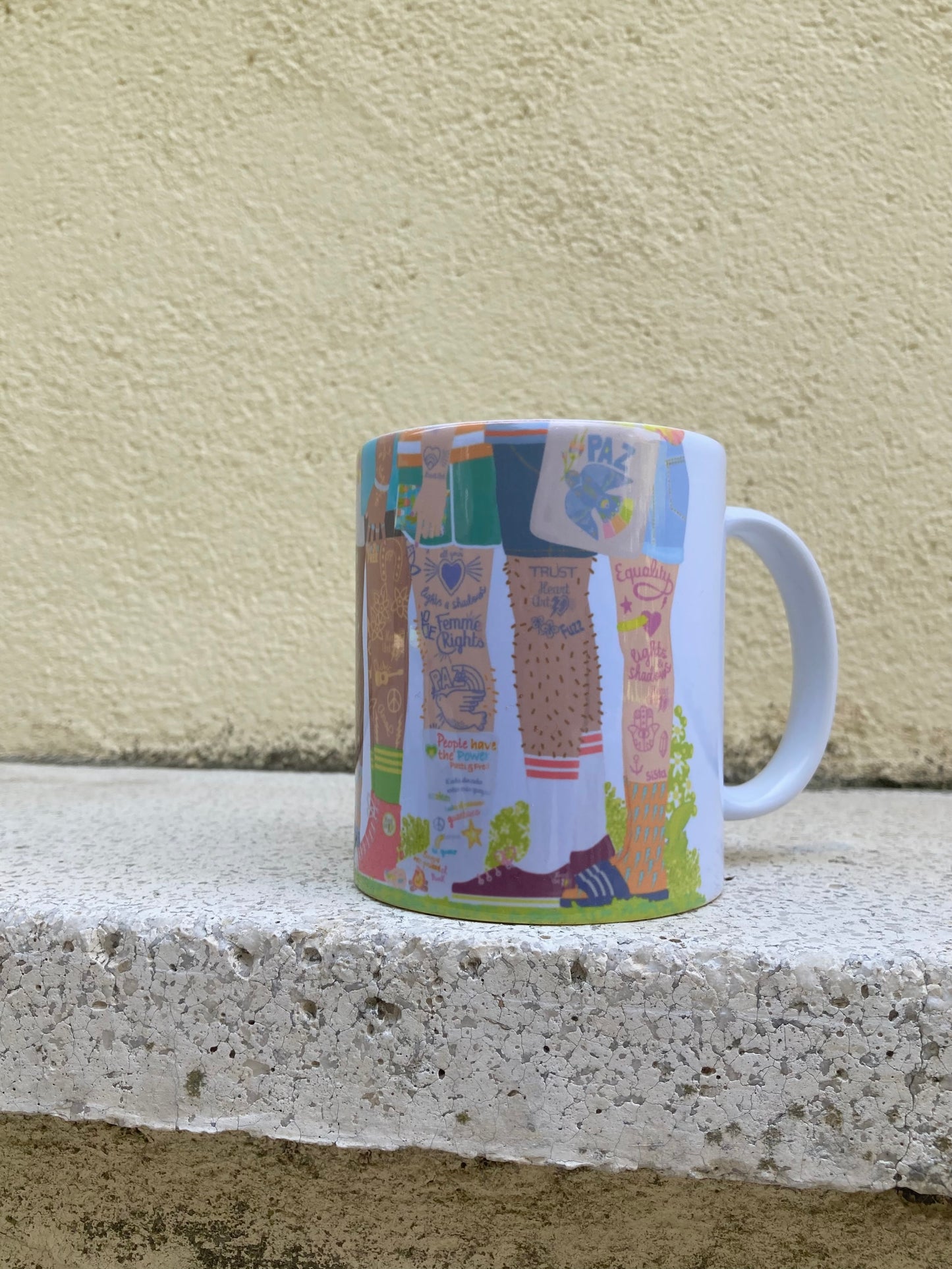 Taza de desayuno, modelo Piernas