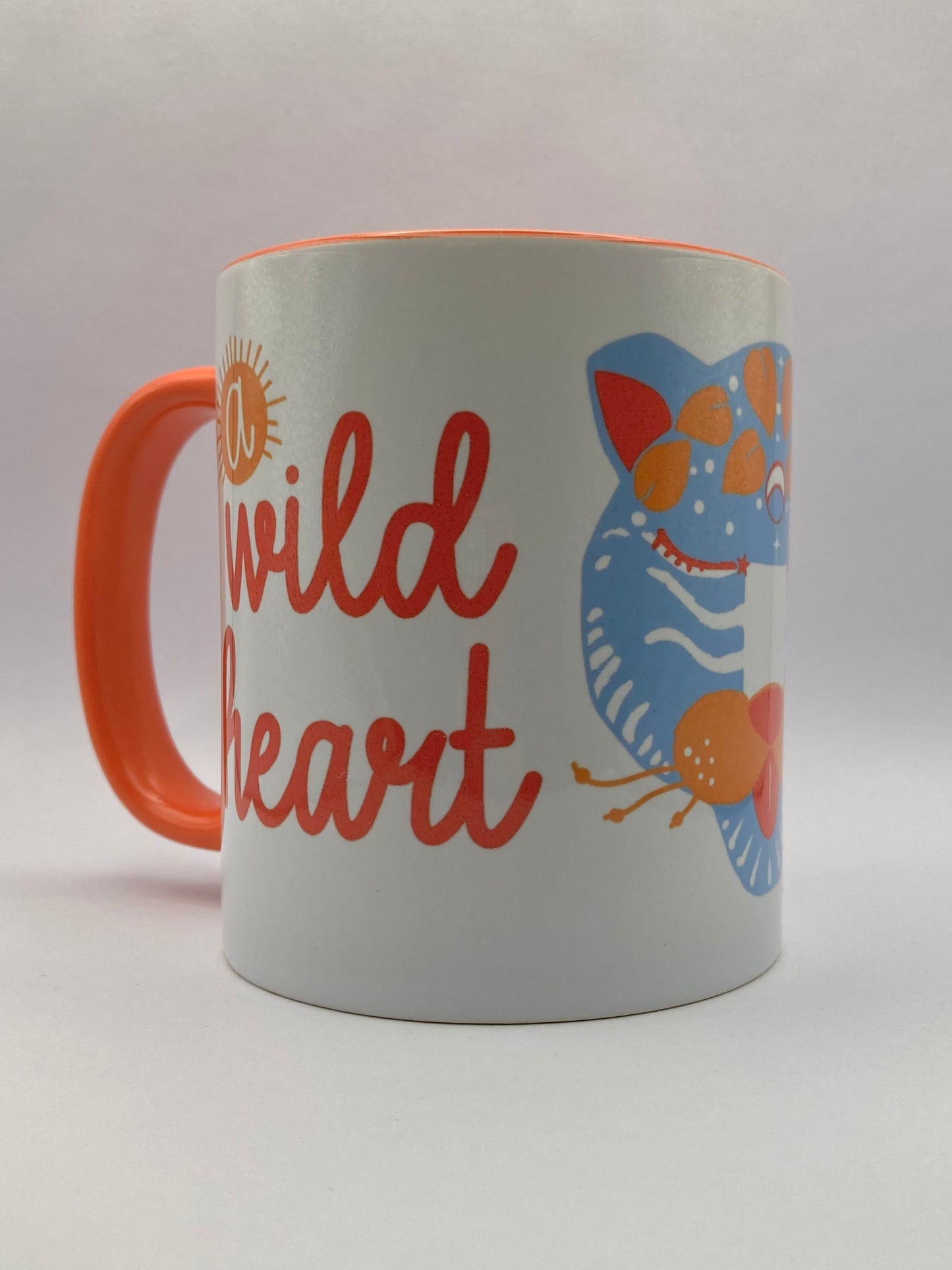 Taza de desayuno naranja, modelo Wild Heart.
