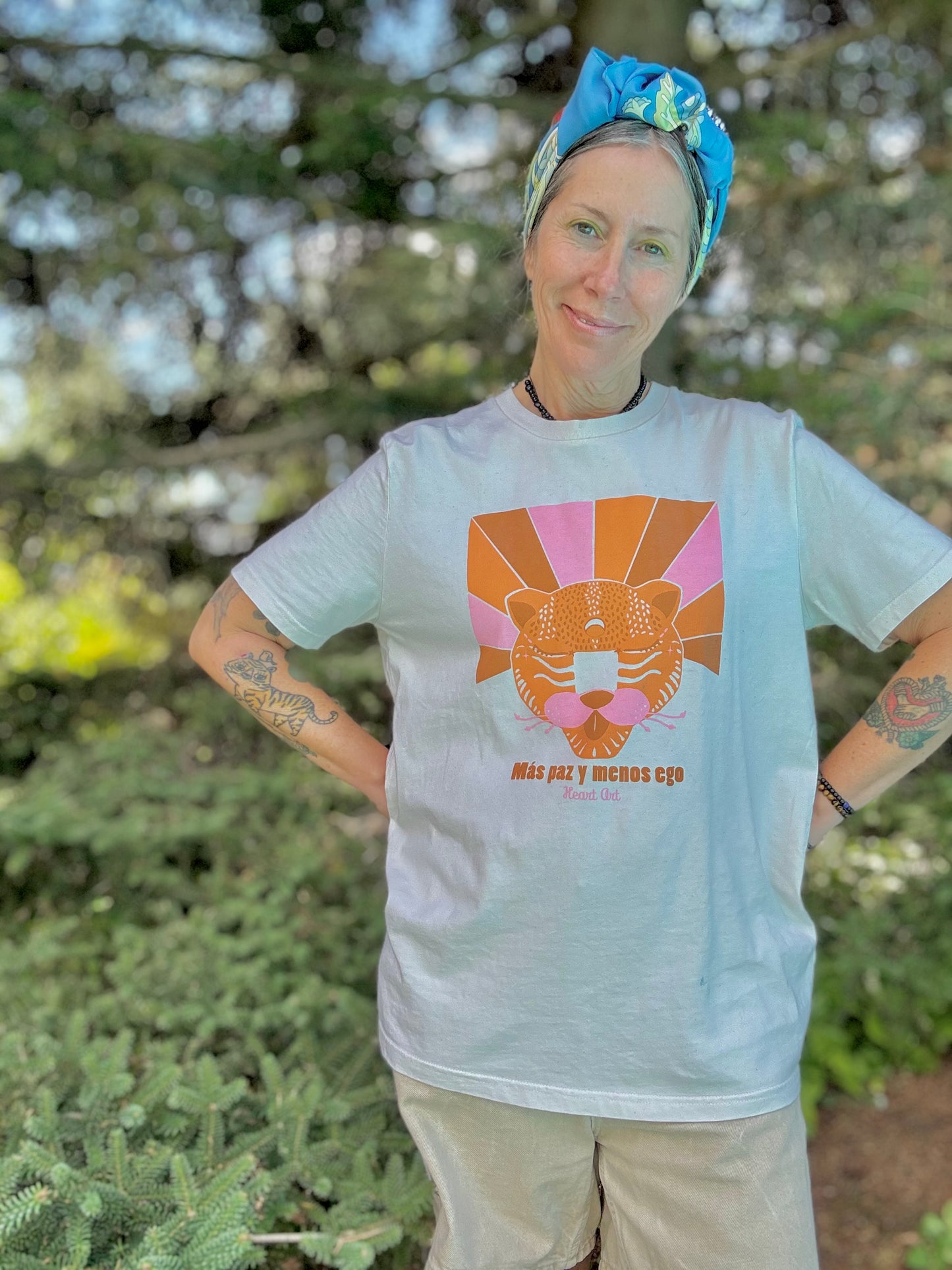 T-Shirt aus Bio-Baumwolle in Raw-Naturfarbe, Modell Alebrije Rayos
