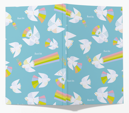 cuaderno de papel reciclado modelo Palomas de la paz. tamaño A4 (folio).